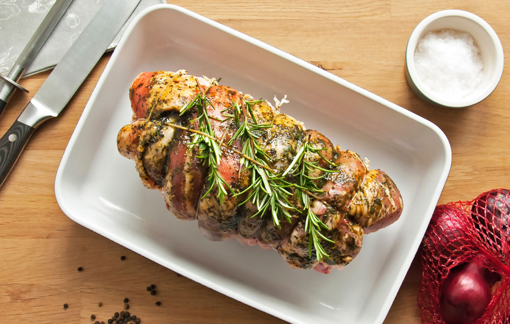 Christmas meat and wine pairings - a Christmas lamb joint